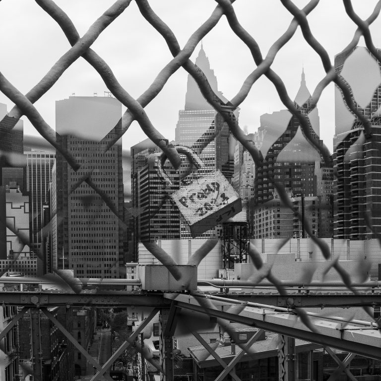 New-York-Oniric-Padlock-&-skyline